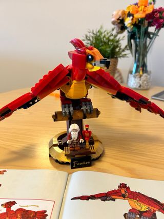 Fawkes (76394) compatible con LEGO Harry Potter