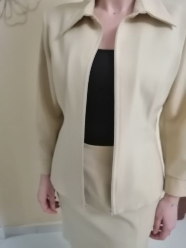 Tailleur con gonna Compibel