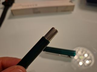 Pluma Parker vector verde translúcida nueva