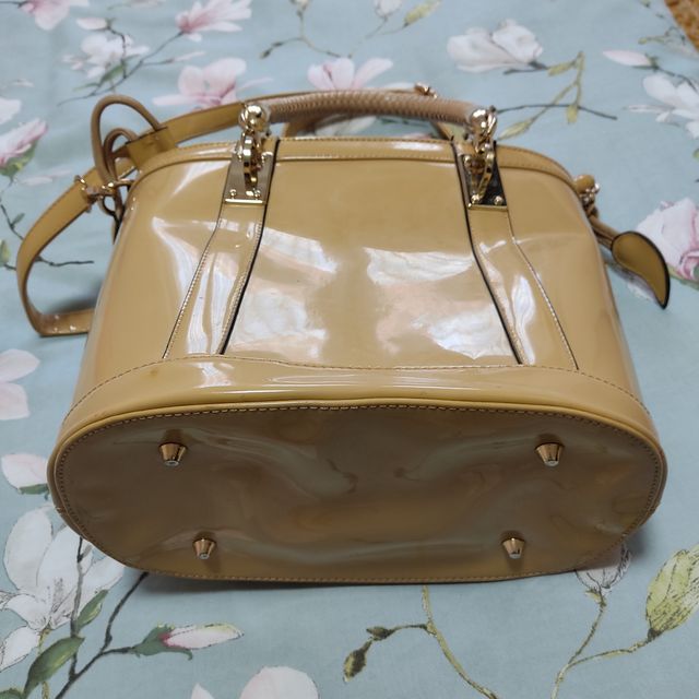 Borsa da donna in plastica lucida