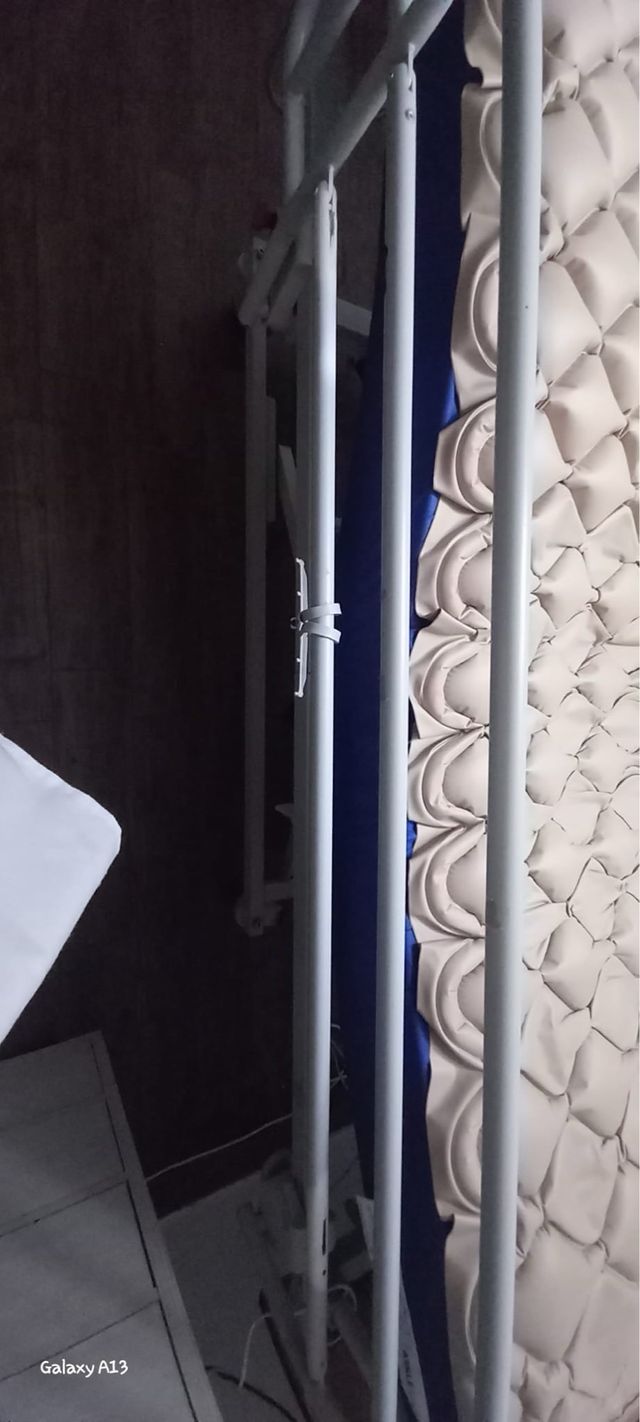 cama articulada 

también tengo, camas articuladas