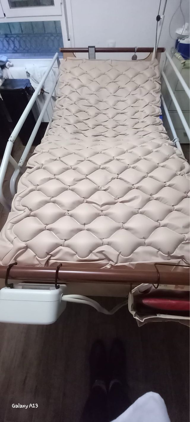 cama articulada 

también tengo, camas articuladas