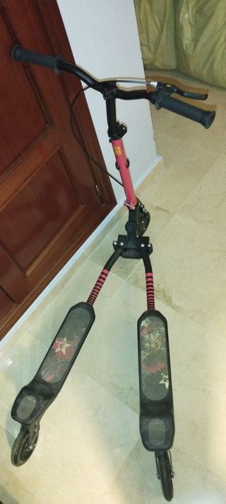 Patinete doble rojo