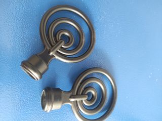 Terminales de forja barra cortina negros