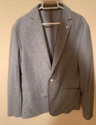 Chaqueta americana gris Zara