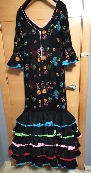 Traje de flamenca bordado 