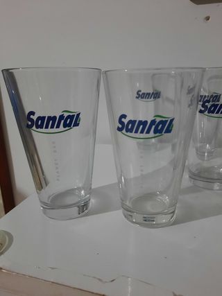8 bicchieri Santal nuovi