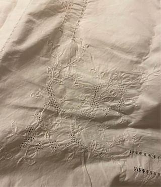 lenzuolo vintage ricamato a mano