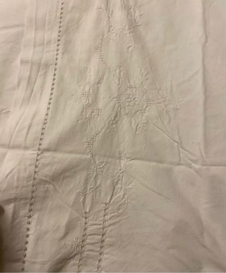 lenzuolo vintage ricamato a mano