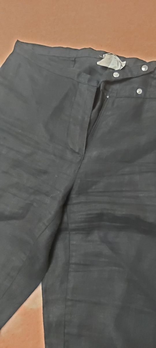 Pantaloni di lino neri