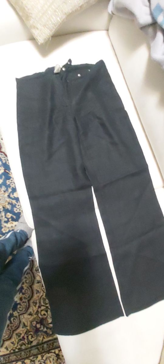 Pantaloni di lino neri