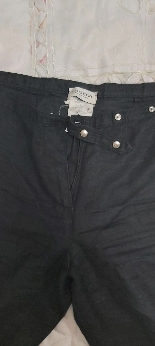 Pantaloni di lino neri