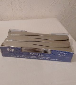 Cubiertos de plástico metalizados