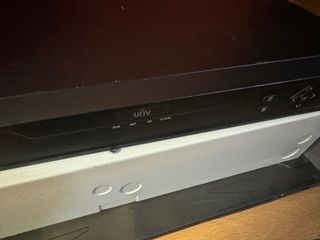 Grabador NVR 32 camaras UNV