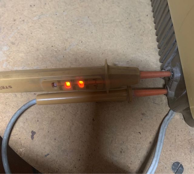 ESTABILIZADOR VOLTAJE ANTIGUO