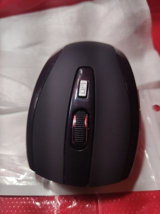 MOUSE USB INALAMBRICO.(USA 2 PILAS AAA INCLUIDAS)