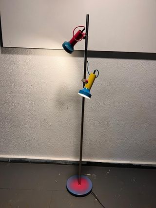 Lampara de pie pop art