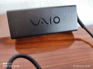 Caricabatterie ORIGINALE alimentatore VGP-AC19,5