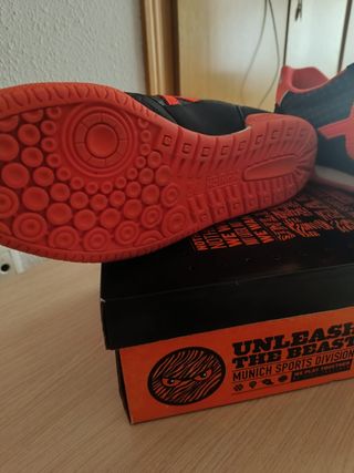 Zapatillas futbito Munich talla 42