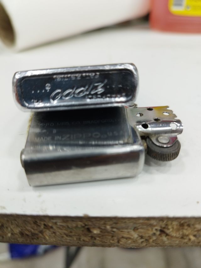 Mechero zippo antiguo