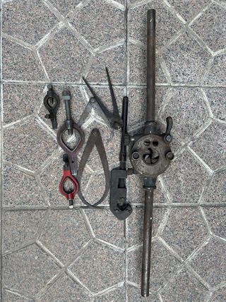 HERRAMIENTAS PARA TORNOS Y FONTANERIA