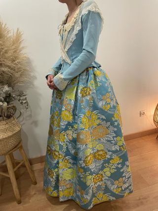 Traje de fallera 