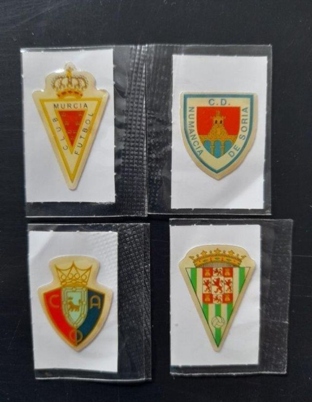 15 ESCUDOS FÚTBOL, GREFUSA