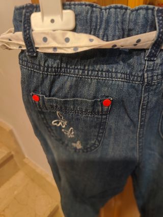 Pantalón vaquero verano Disney. 6-7 años