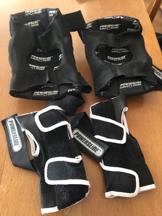 conjunto de rodilleras y muñequeras