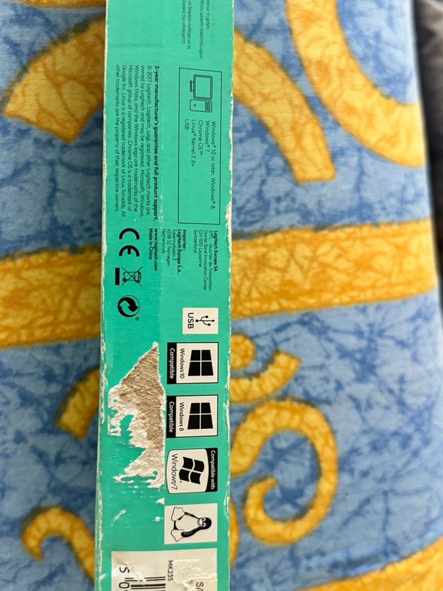 Tastiera e mouse wireless combinati Logitech MK235