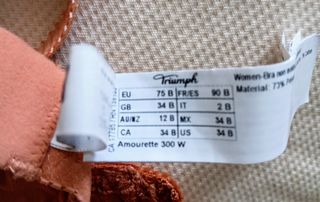 A ESTRENAR 2 SUJETADORES,  MARCA TRIUNPH, 75 B