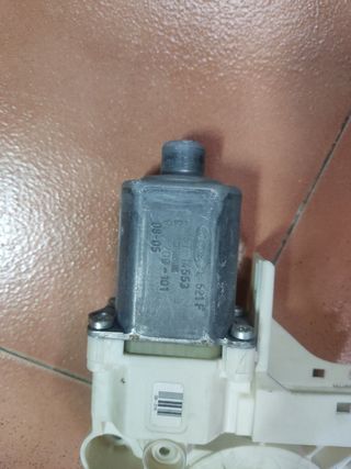 Motor elevalunas Ford Focus 