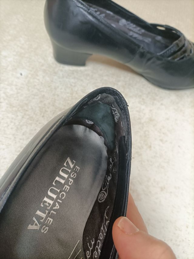 Zapatos de señora, de piel , ancho especial .