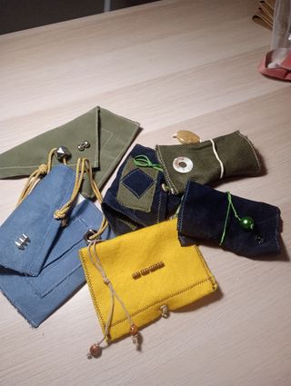 Pochette vari colori 3€c.u