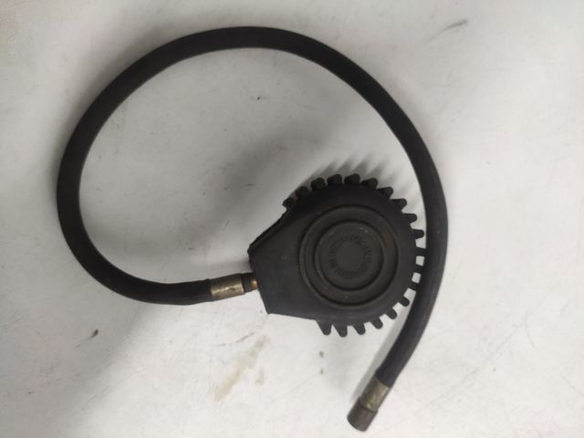 Manómetro antiguo Michelin