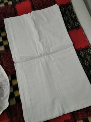 Lenzuola di lettino ricamato