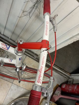 Bicicleta atlético de Madrid fixie 28