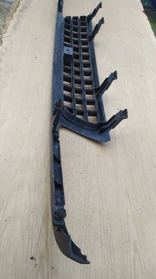 Rejilla frontal Opel Frontera A