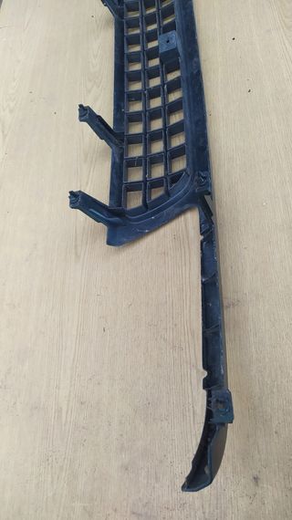 Rejilla frontal Opel Frontera A