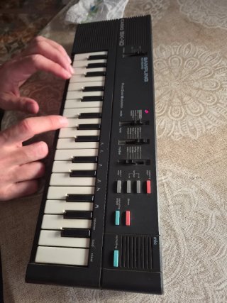 Piano Casio SK-10 Sampler