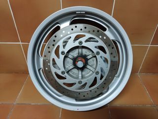 Llanta delantera moto Kymco Venox 250