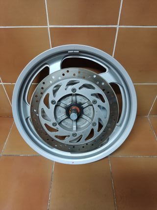 Llanta delantera moto Kymco Venox 250