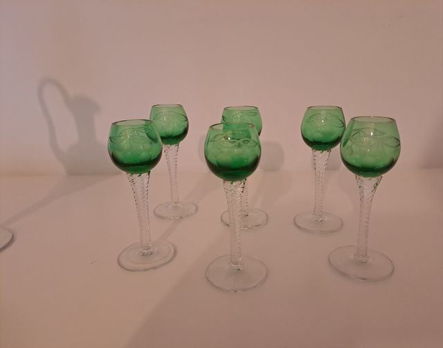 Calici per liquore con caraffa