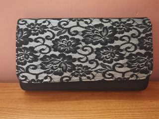 Zapatos talla 37 y cartera a juego