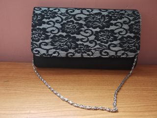Zapatos talla 37 y cartera a juego