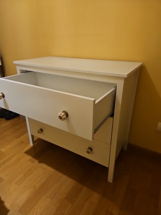 Cómoda blanca