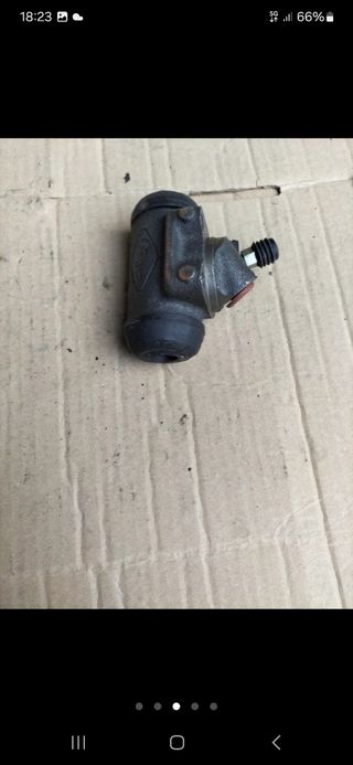 Se vende bombin de freno nuevo renault 4