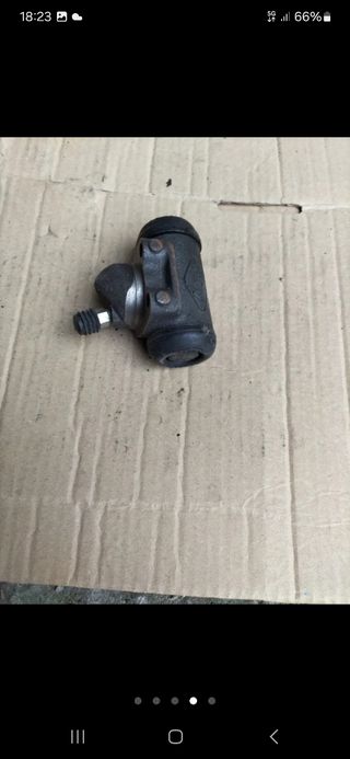 Se vende bombin de freno nuevo renault 4