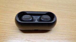 Auriculares bluetooth negros