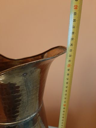 Paraguero antiguo de bronce